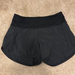 Size 4 lulu shorts